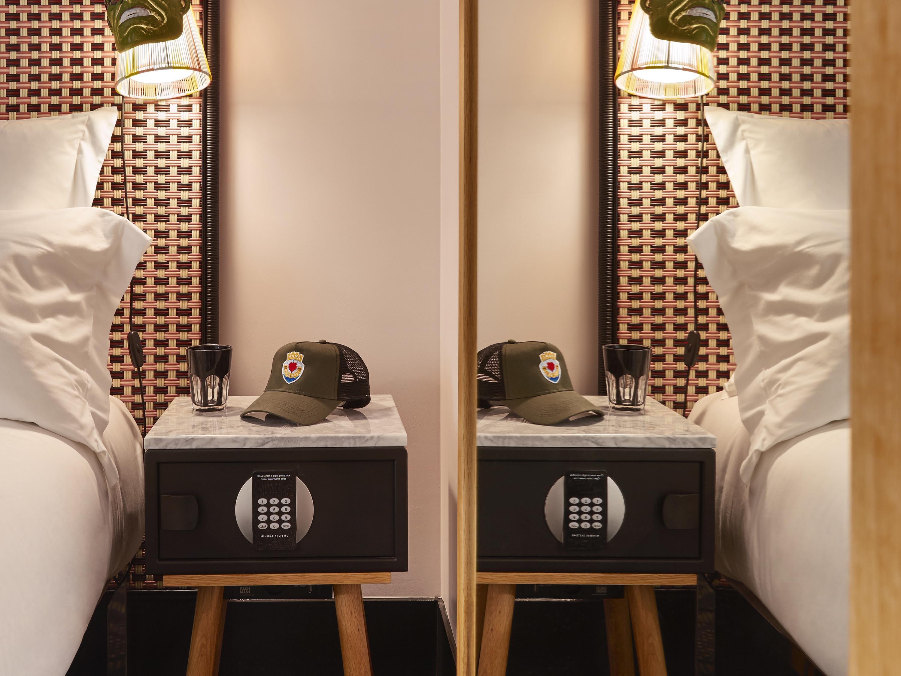 Mama Shelter Paris West Hotel Ngoại thất bức ảnh