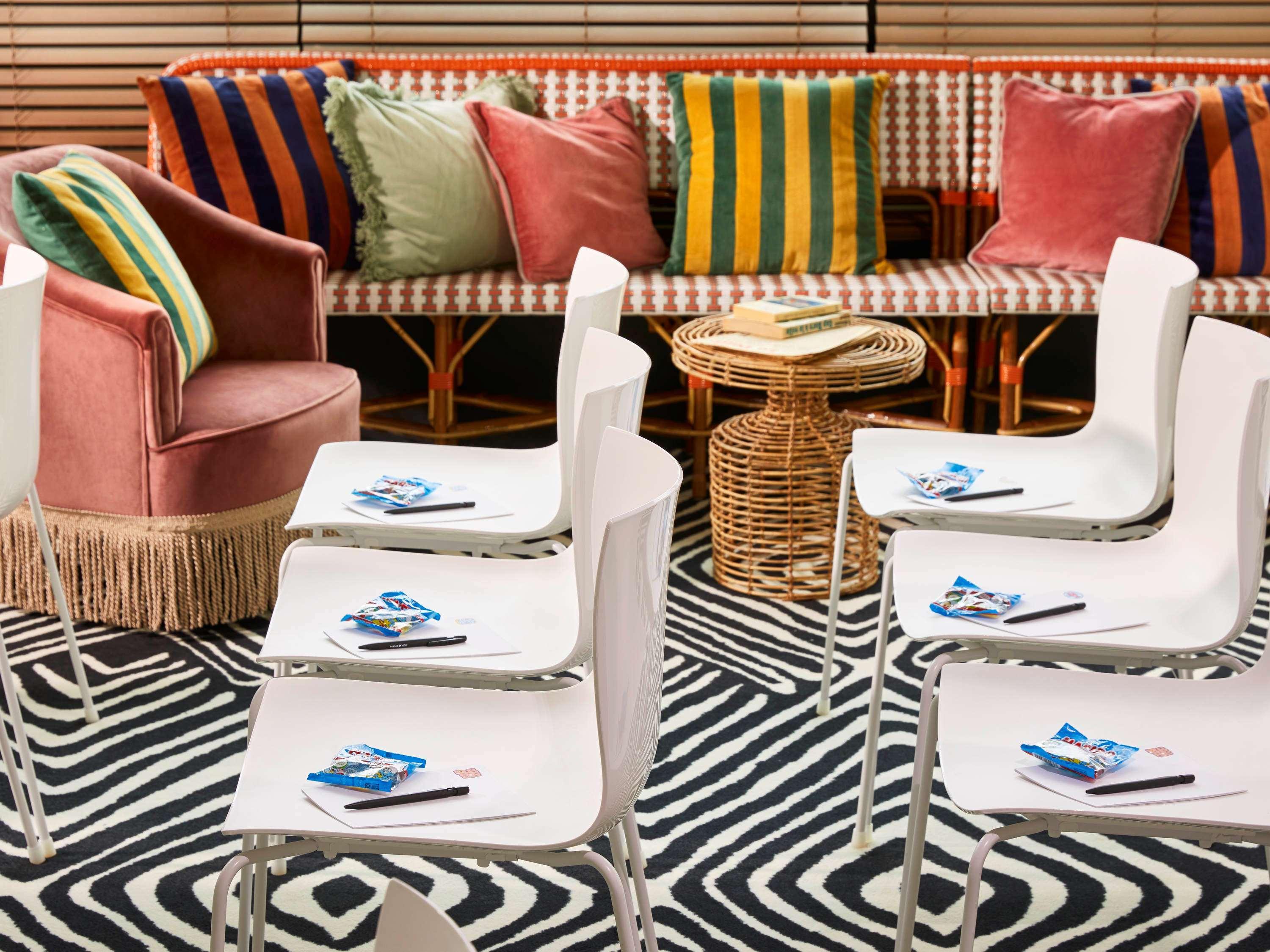 Mama Shelter Paris West Hotel Ngoại thất bức ảnh