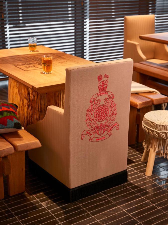 Mama Shelter Paris West Hotel Ngoại thất bức ảnh